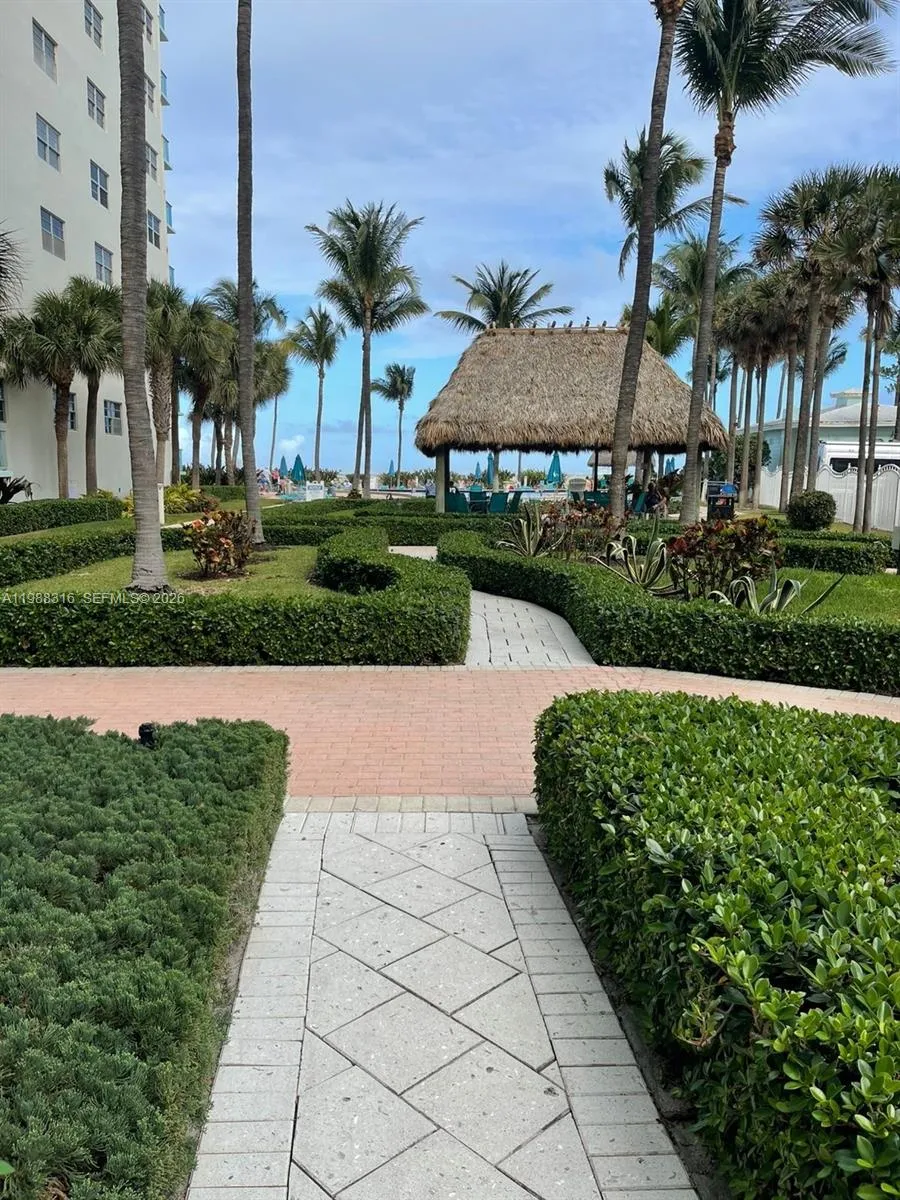 3901 S Ocean Dr #5W Hollywood, FL 33019
