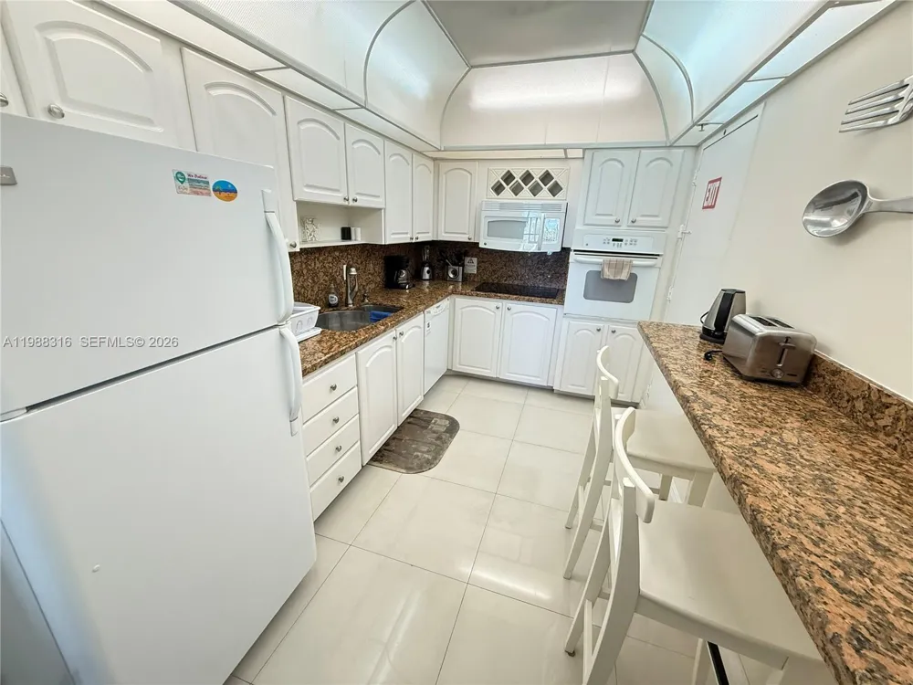 3901 S Ocean Dr #5W Hollywood, FL 33019