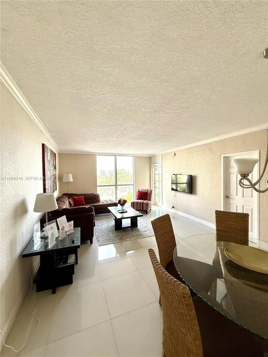 3901 S Ocean Dr #5W Hollywood, FL 33019