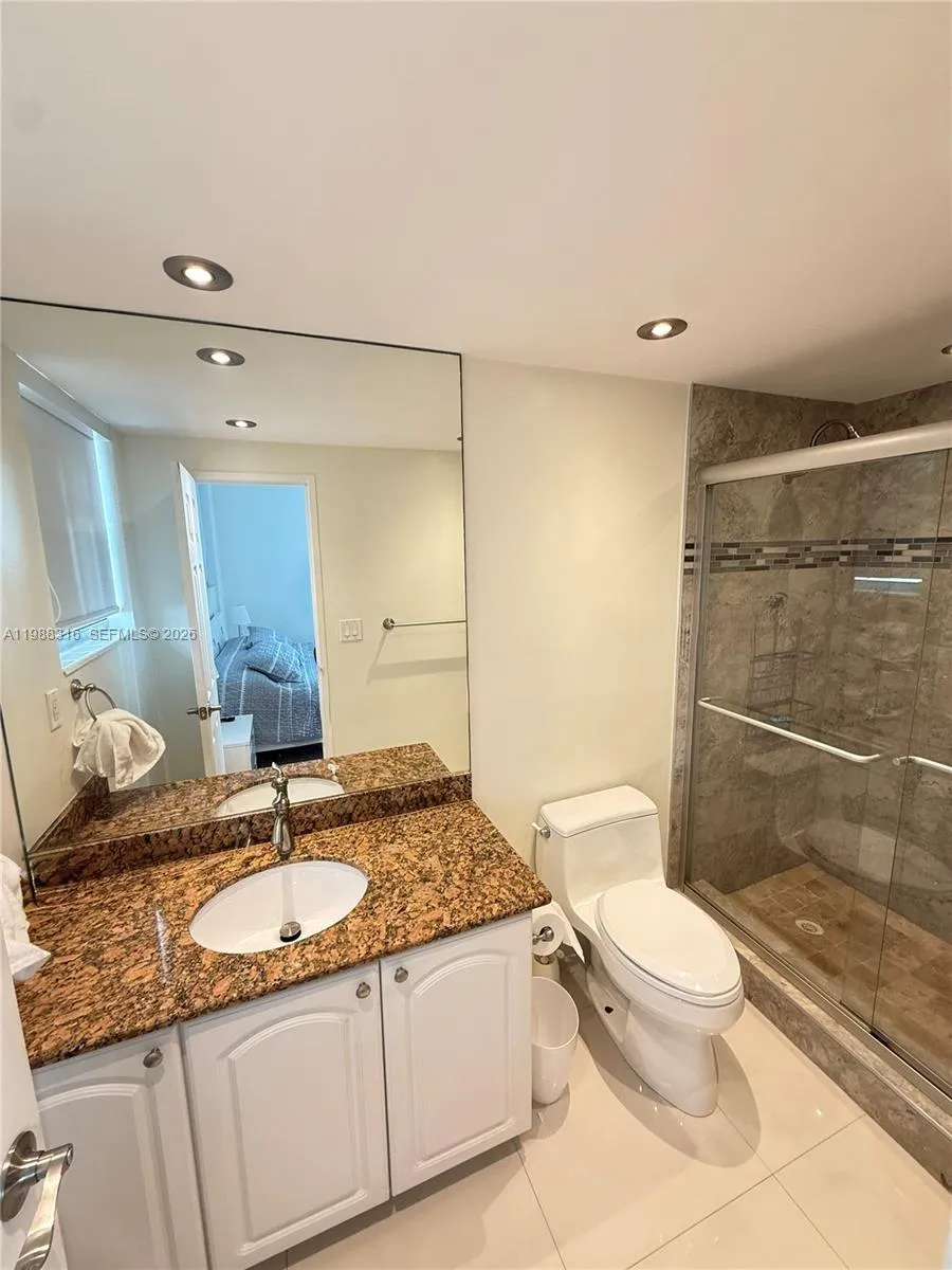 3901 S Ocean Dr #5W Hollywood, FL 33019