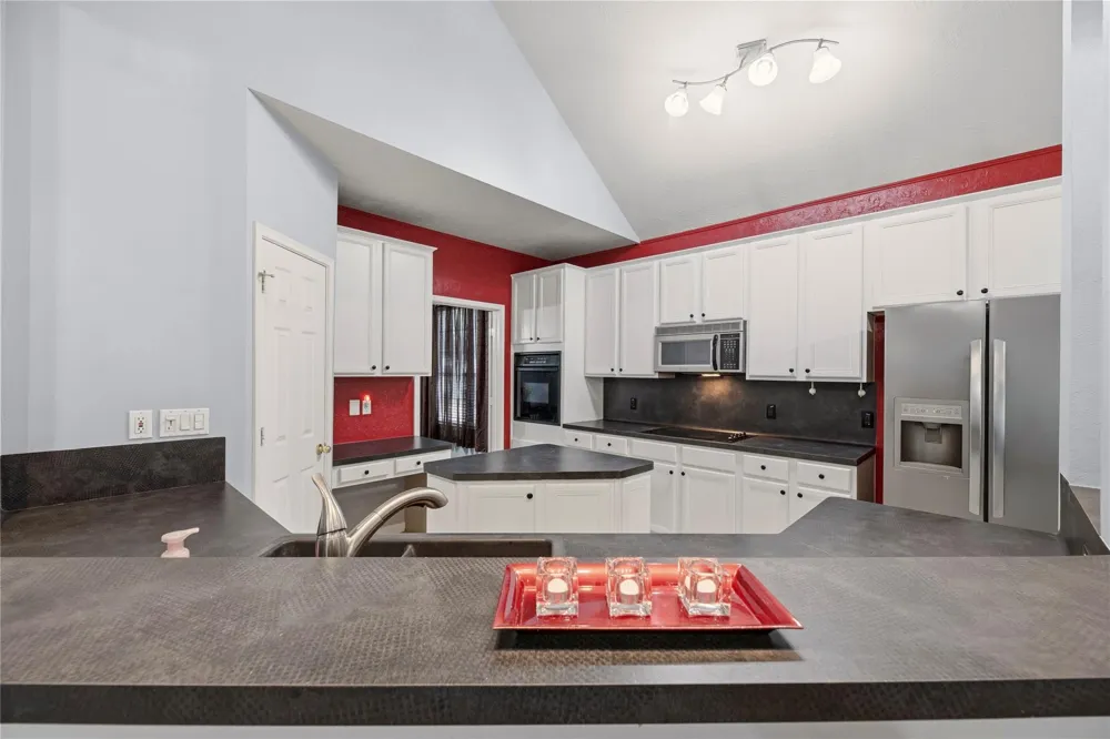 8907 W Rayford Road Tomball, TX 77375