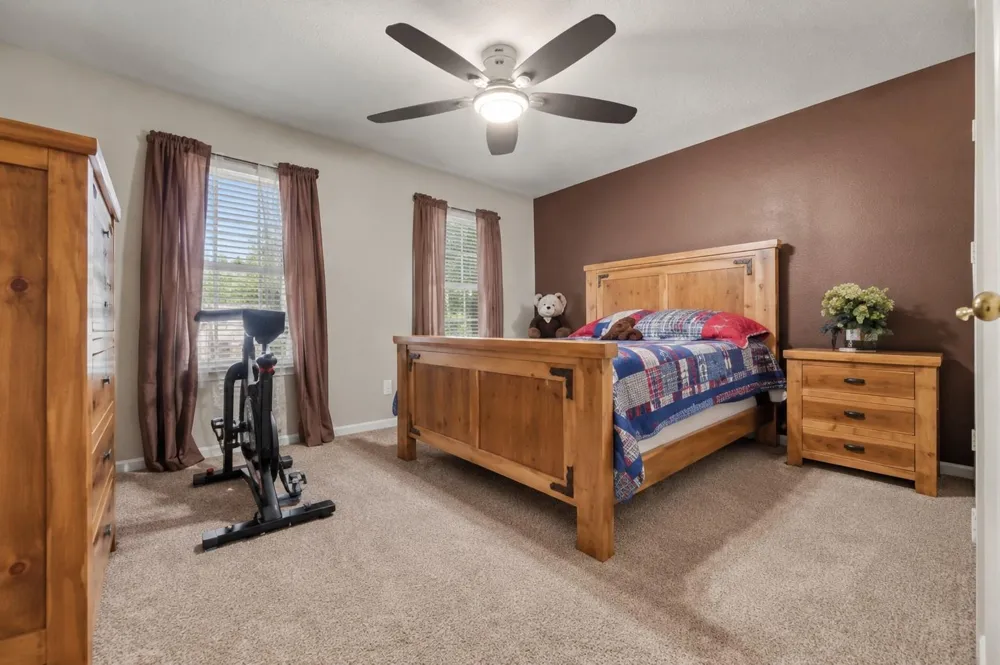 8907 W Rayford Road Tomball, TX 77375