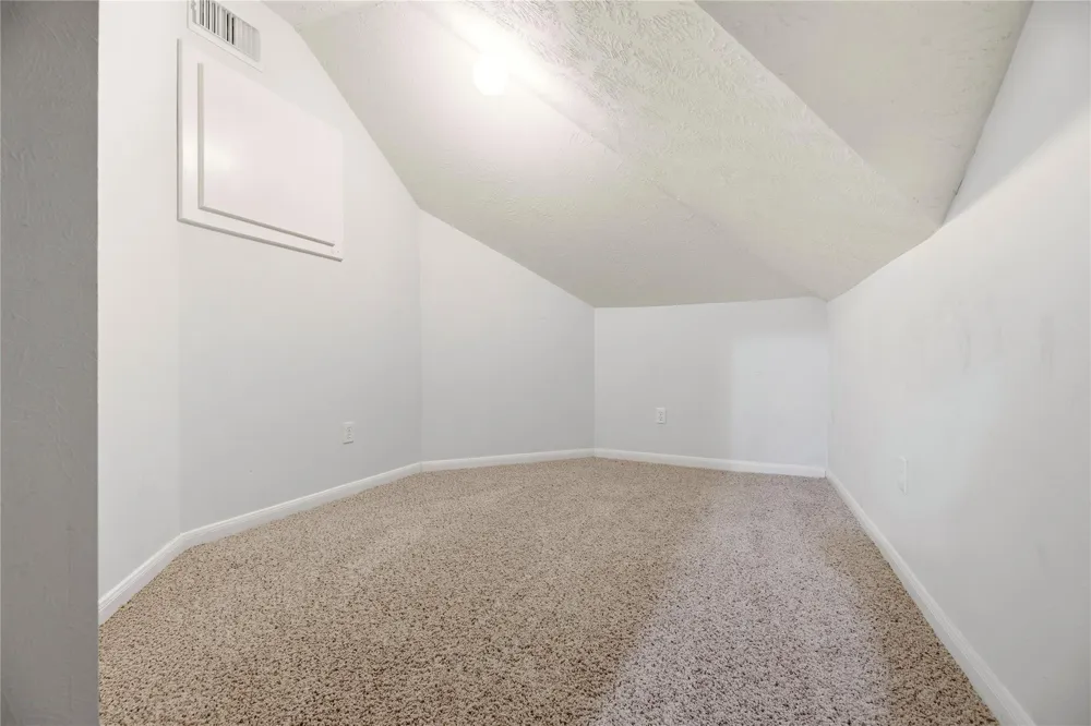 8907 W Rayford Road Tomball, TX 77375