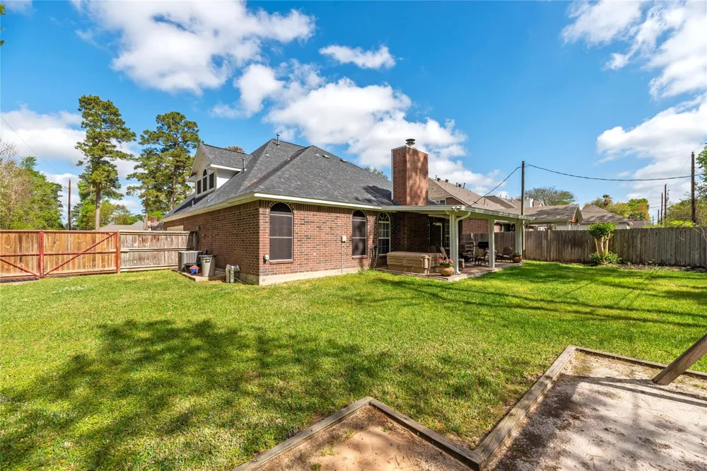 8907 W Rayford Road Tomball, TX 77375