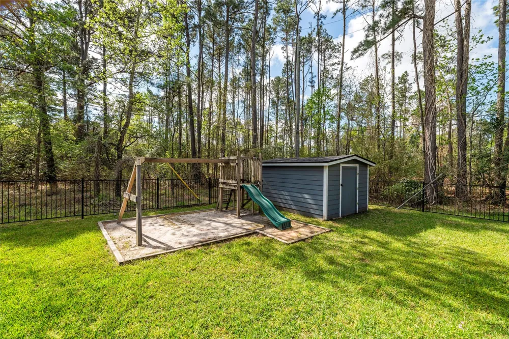 8907 W Rayford Road Tomball, TX 77375