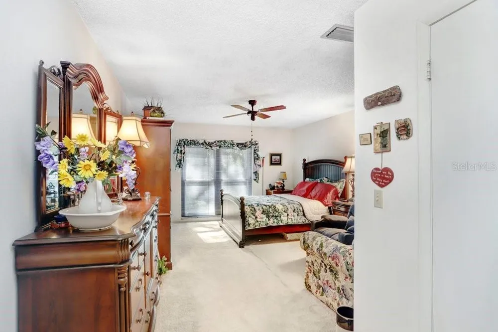 14931 OLD POINTE ROAD Tampa, FL 33613