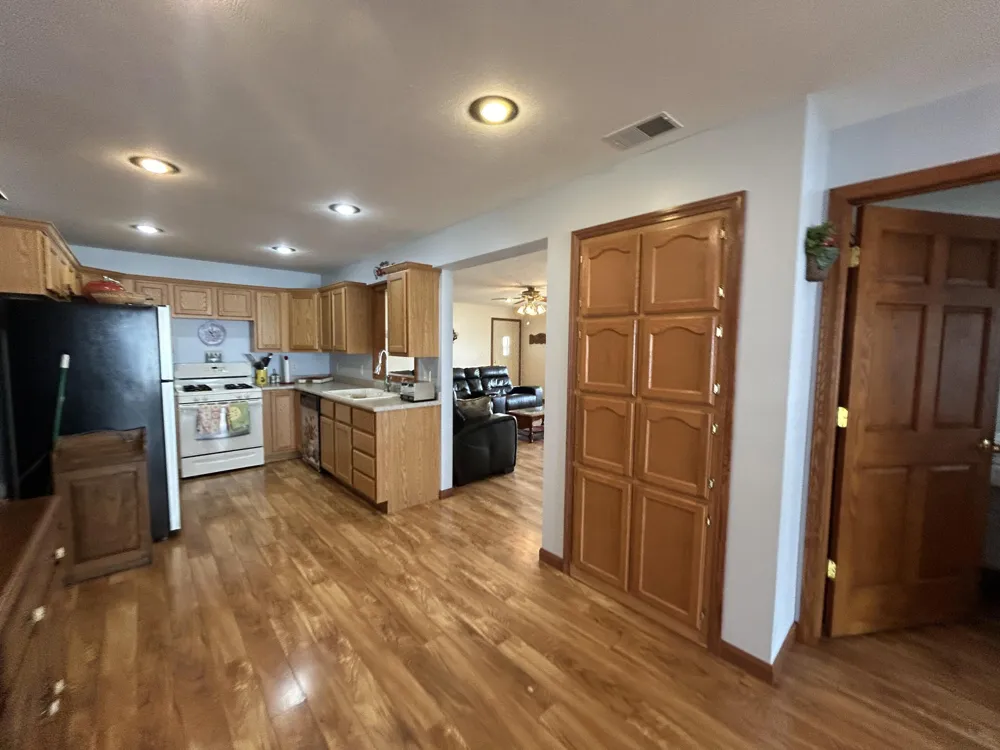 9770 Cheyenne Trail Evart City, MI 49631