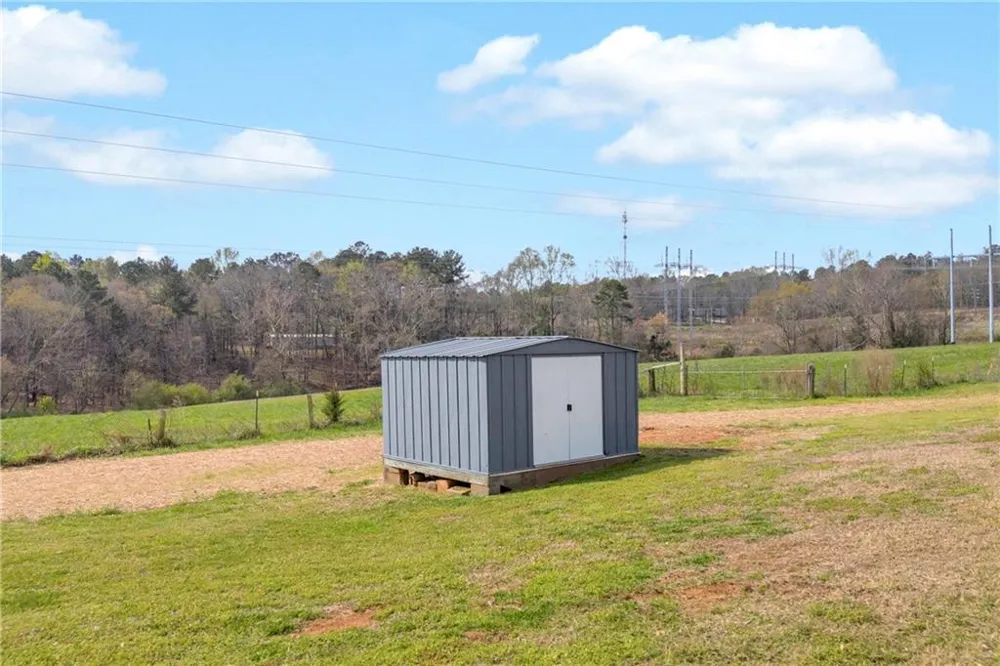 54 Kesler Road Nicholson, GA 30565