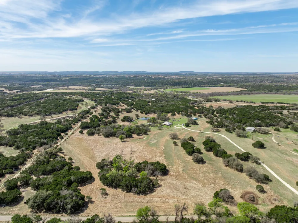 5680 County Road 142 Gatesville, TX 76528