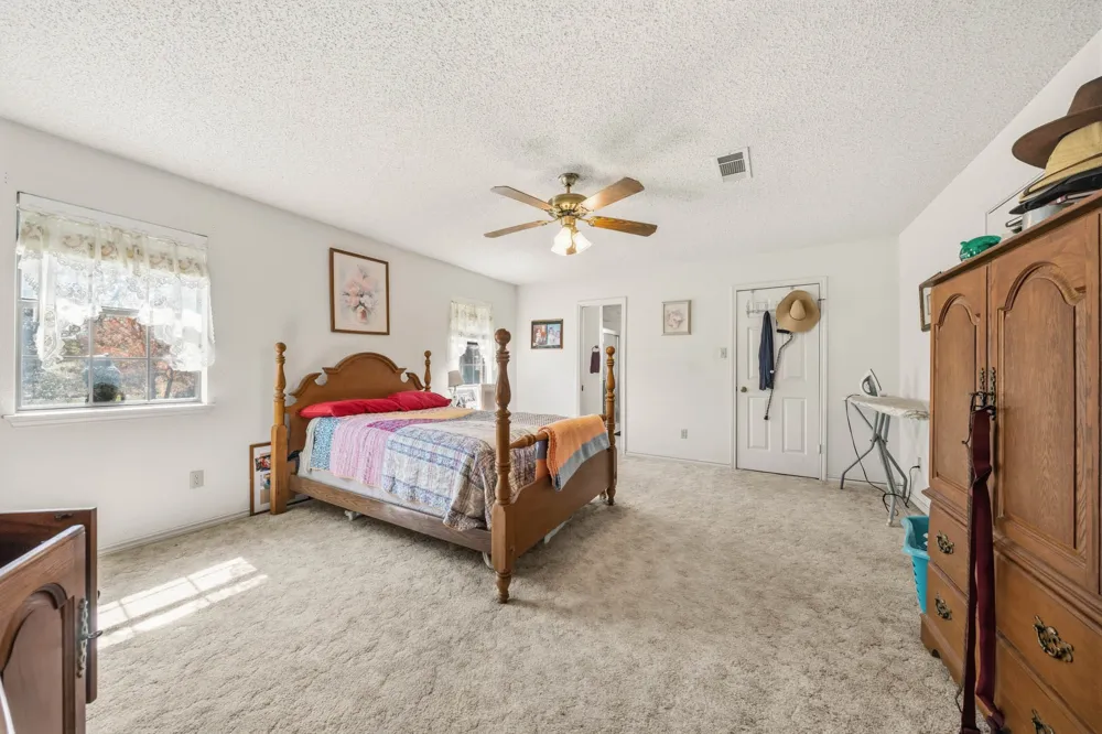 5680 County Road 142 Gatesville, TX 76528