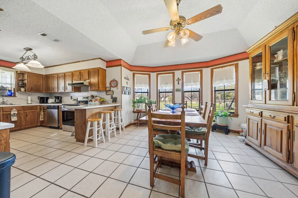 5680 County Road 142 Gatesville, TX 76528