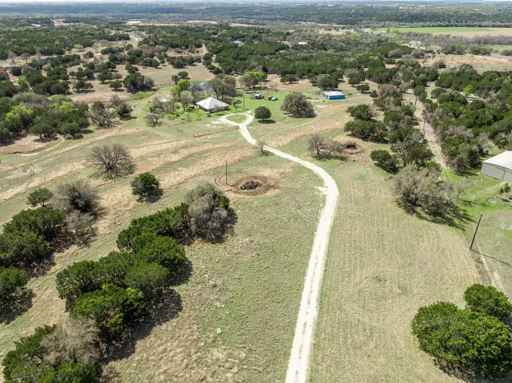 5680 County Road 142 Gatesville, TX 76528