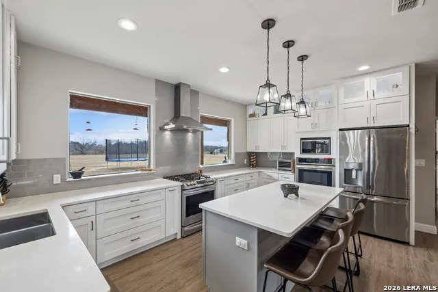 854 county road 7421 Yancey, TX 78886