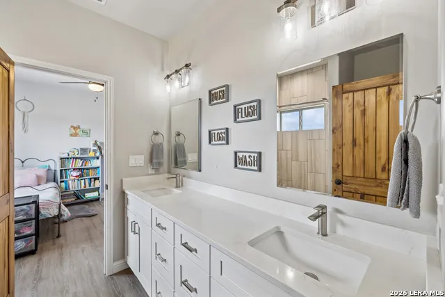 854 county road 7421 Yancey, TX 78886