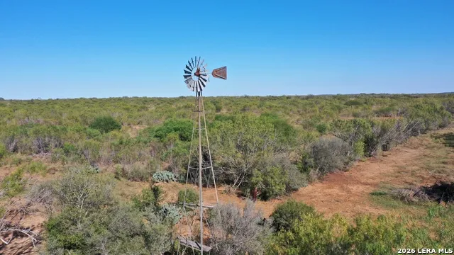 854 county road 7421 Yancey, TX 78886