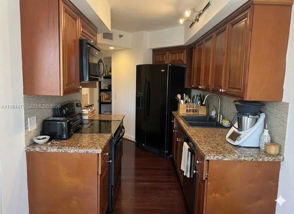 3610 Yacht Club Dr #1002 Aventura, FL 33180