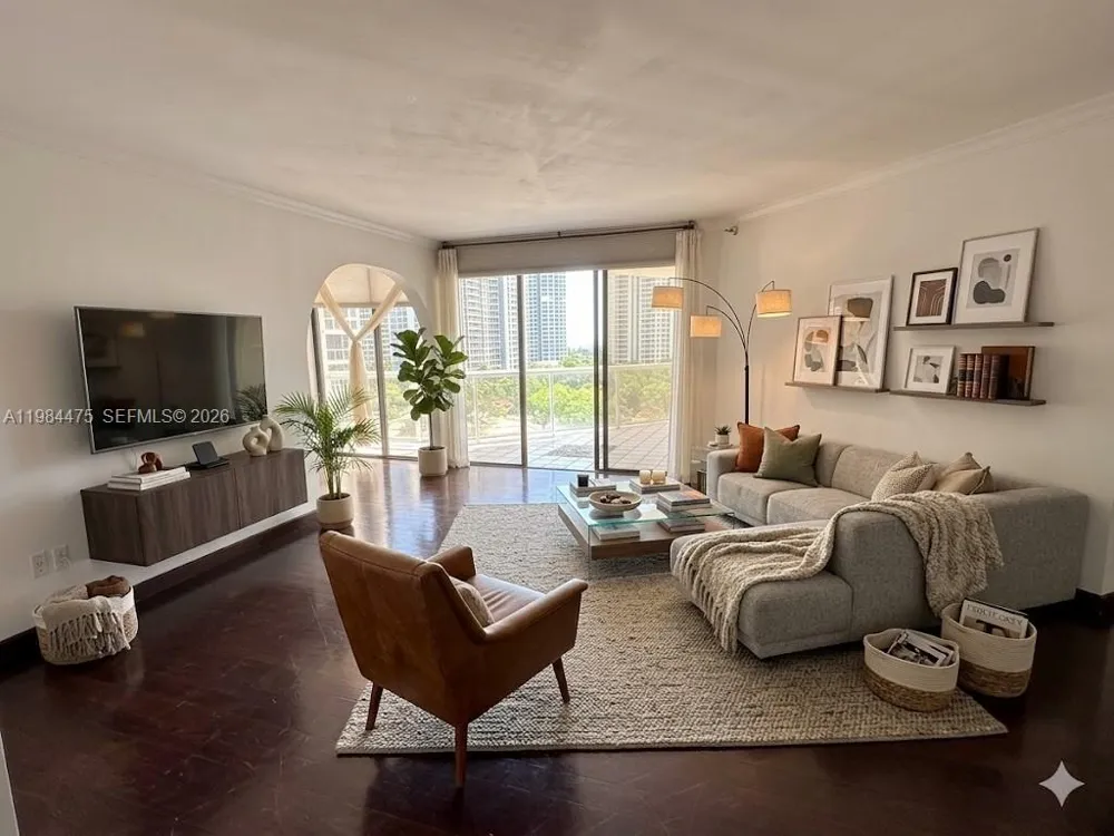 3610 Yacht Club Dr #1002 Aventura, FL 33180