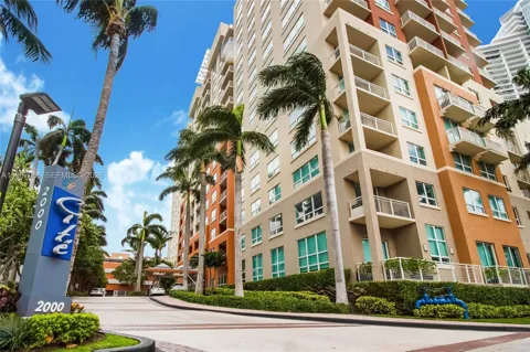 2000 Bayshore Dr #506