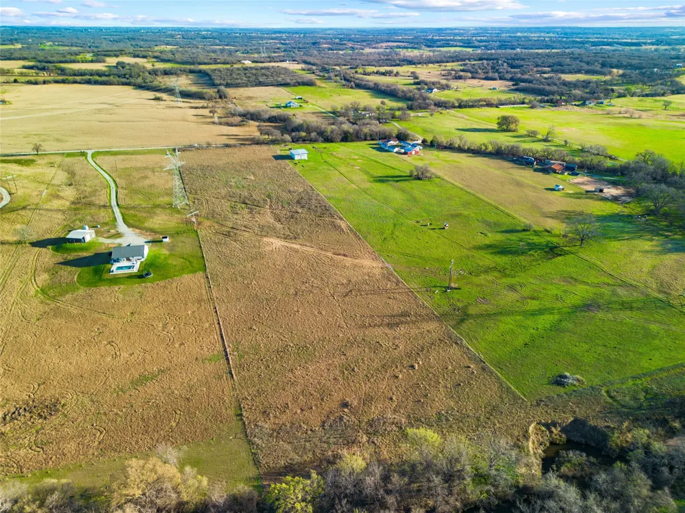 CR-1590 Alvord, TX 76225