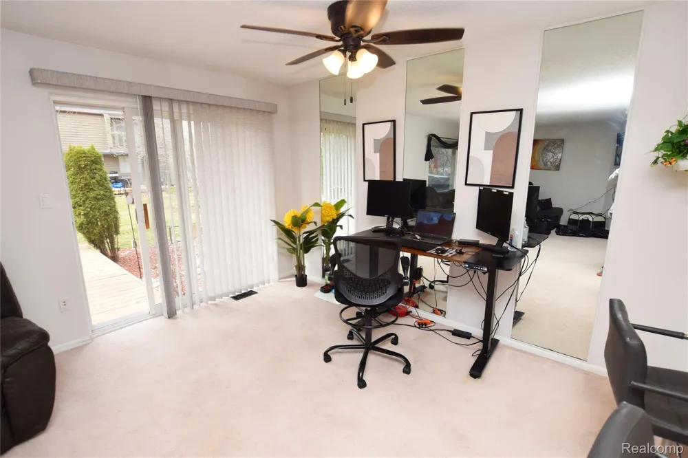 2525 White Oak Place Flint Charter Township, MI 48532