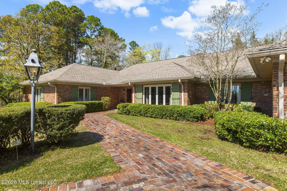 6145 Wirtz Road Flowood, MS 39232