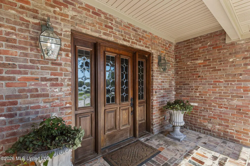 6145 Wirtz Road Flowood, MS 39232