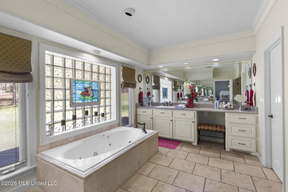 6145 Wirtz Road Flowood, MS 39232