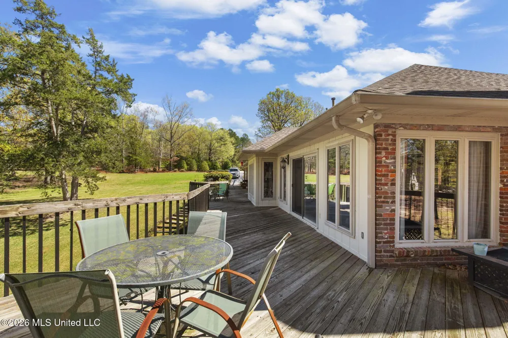 6145 Wirtz Road Flowood, MS 39232