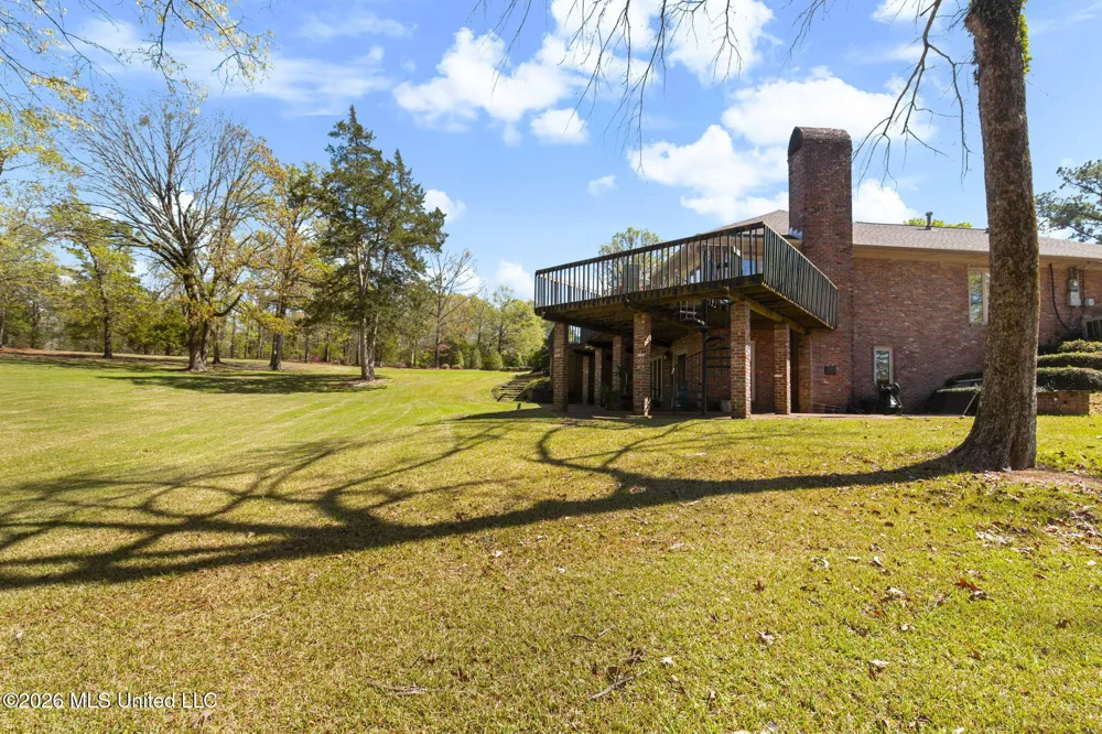 6145 Wirtz Road Flowood, MS 39232