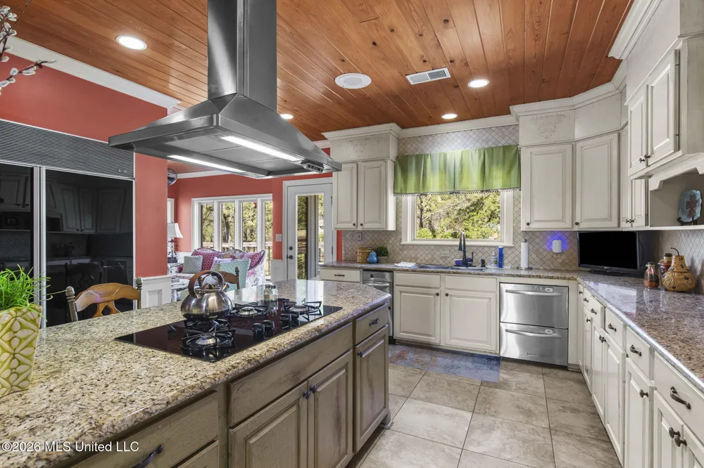 6145 Wirtz Road Flowood, MS 39232
