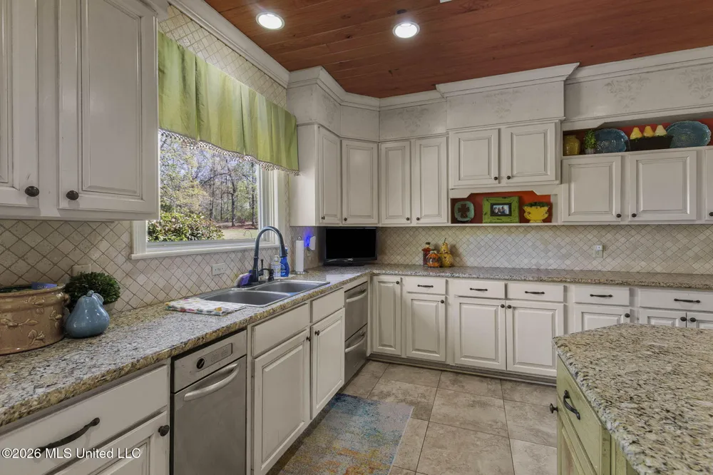 6145 Wirtz Road Flowood, MS 39232