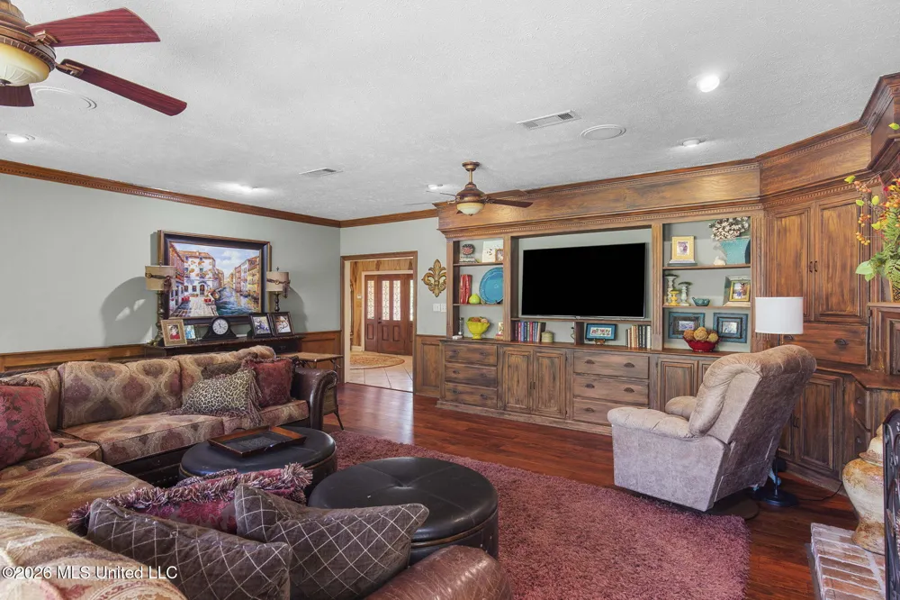 6145 Wirtz Road Flowood, MS 39232