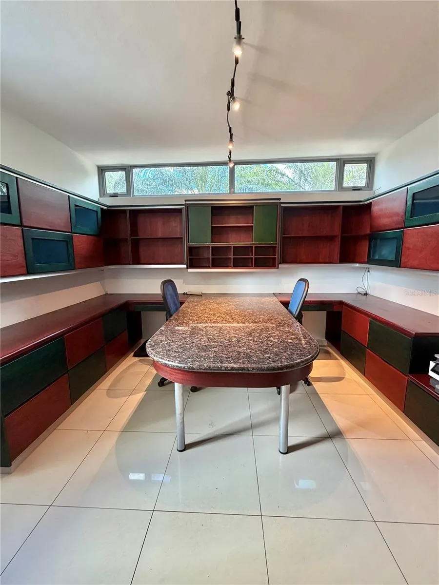 24 CALLE 3 SENDEROS DE MONTEHIEDRA San Juan, PR 00926