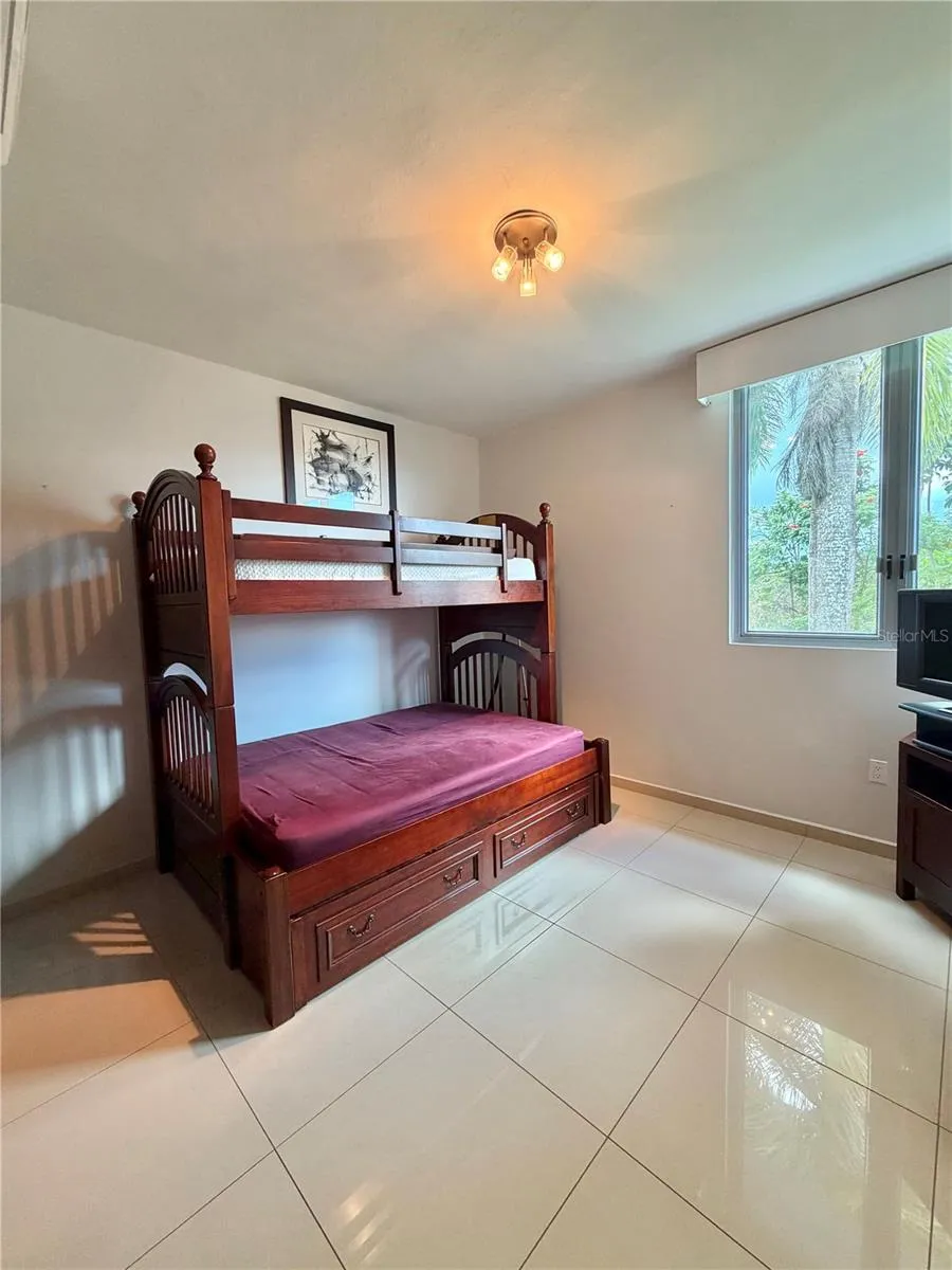 24 CALLE 3 SENDEROS DE MONTEHIEDRA San Juan, PR 00926