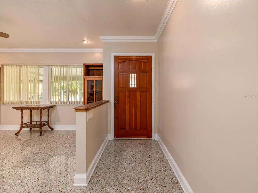 907 HILLSIDE TERRACE Brandon, FL 33511