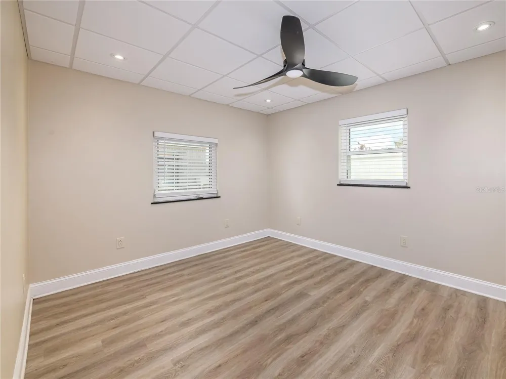 907 HILLSIDE TERRACE Brandon, FL 33511