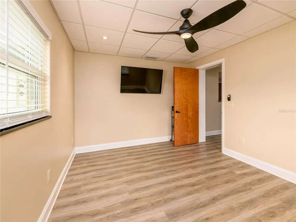 907 HILLSIDE TERRACE Brandon, FL 33511