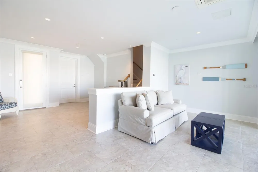 158 BRIGHTWATER DRIVE #1 Clearwater Beach, FL 33767