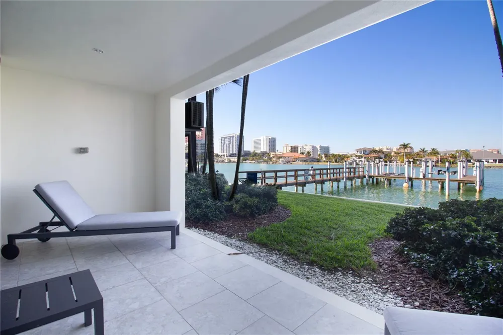 158 BRIGHTWATER DRIVE #1 Clearwater Beach, FL 33767
