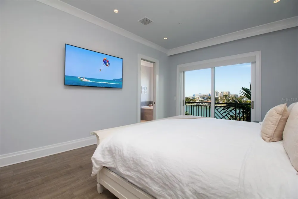 158 BRIGHTWATER DRIVE #1 Clearwater Beach, FL 33767