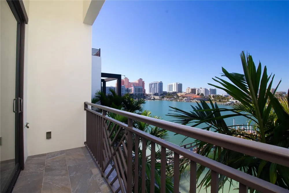 158 BRIGHTWATER DRIVE #1 Clearwater Beach, FL 33767