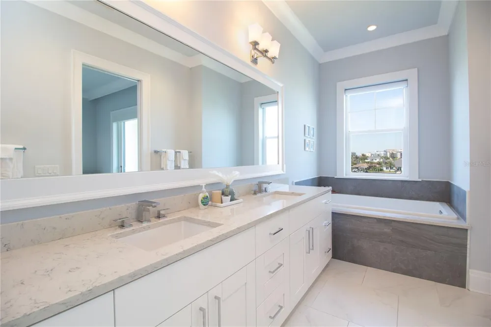158 BRIGHTWATER DRIVE #1 Clearwater Beach, FL 33767