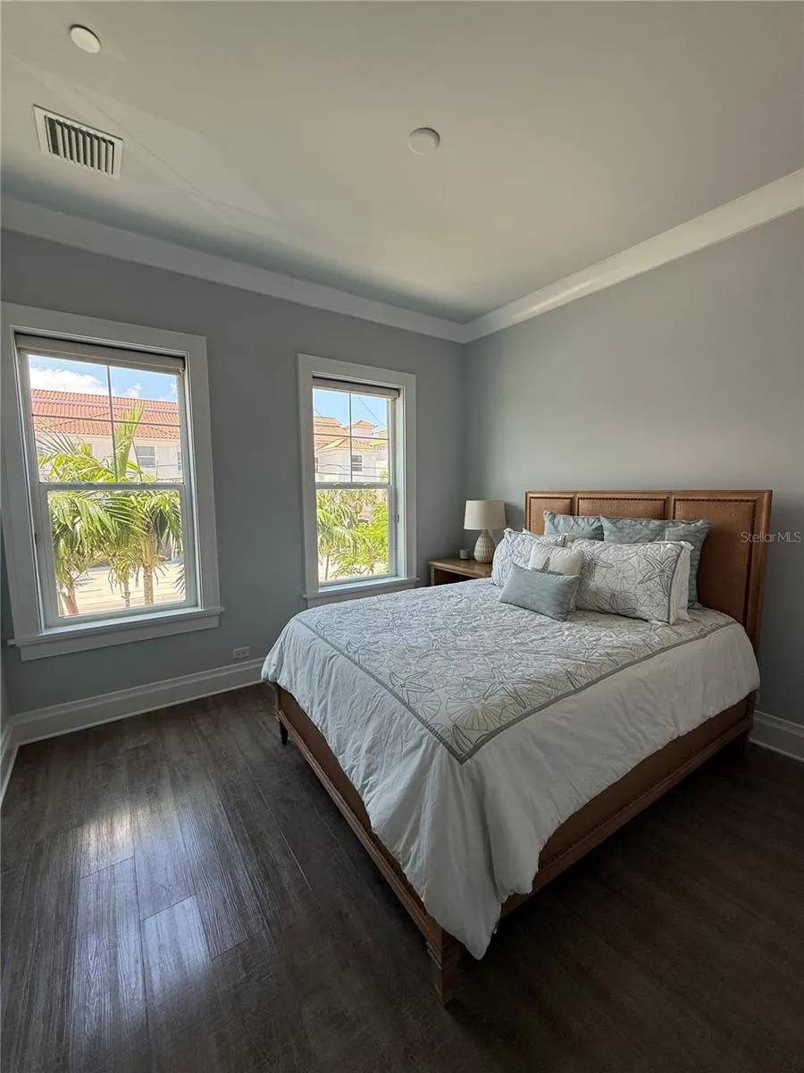 158 BRIGHTWATER DRIVE #1 Clearwater Beach, FL 33767