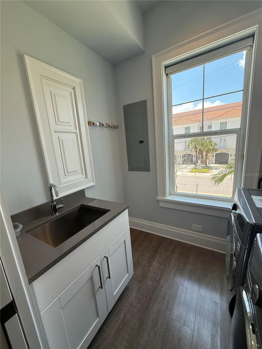 158 BRIGHTWATER DRIVE #1 Clearwater Beach, FL 33767