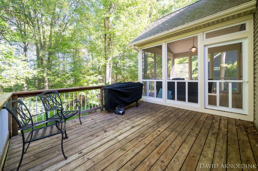 461 Island View Drive Park Township, MI 49424