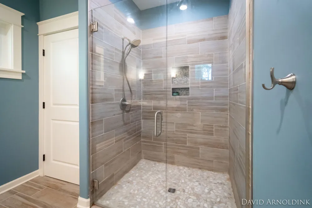 461 Island View Drive Park Township, MI 49424