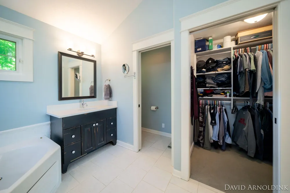 461 Island View Drive Park Township, MI 49424