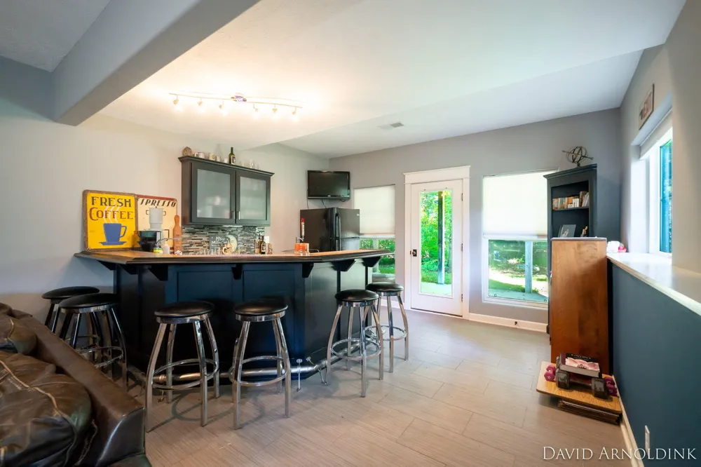 461 Island View Drive Park Township, MI 49424