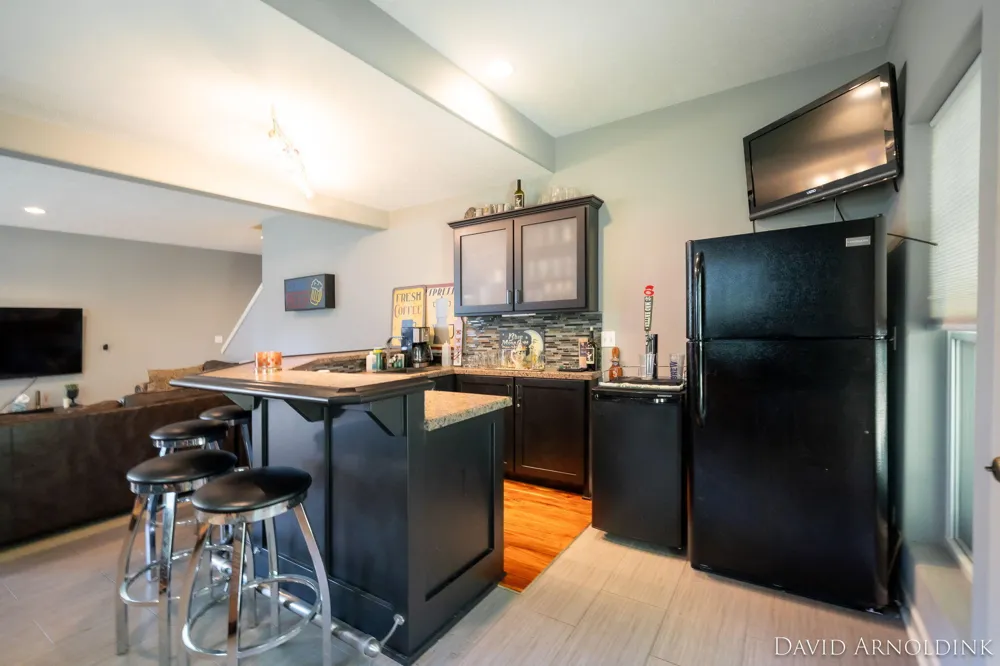 461 Island View Drive Park Township, MI 49424
