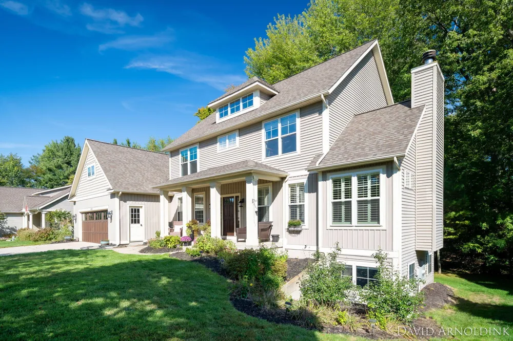 461 Island View Drive Park Township, MI 49424